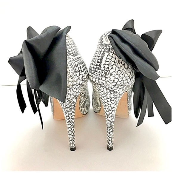 Leah Vixamar Snakeskin Print with Bow Details Platform Pumps Heel - Picture 5 of 7
